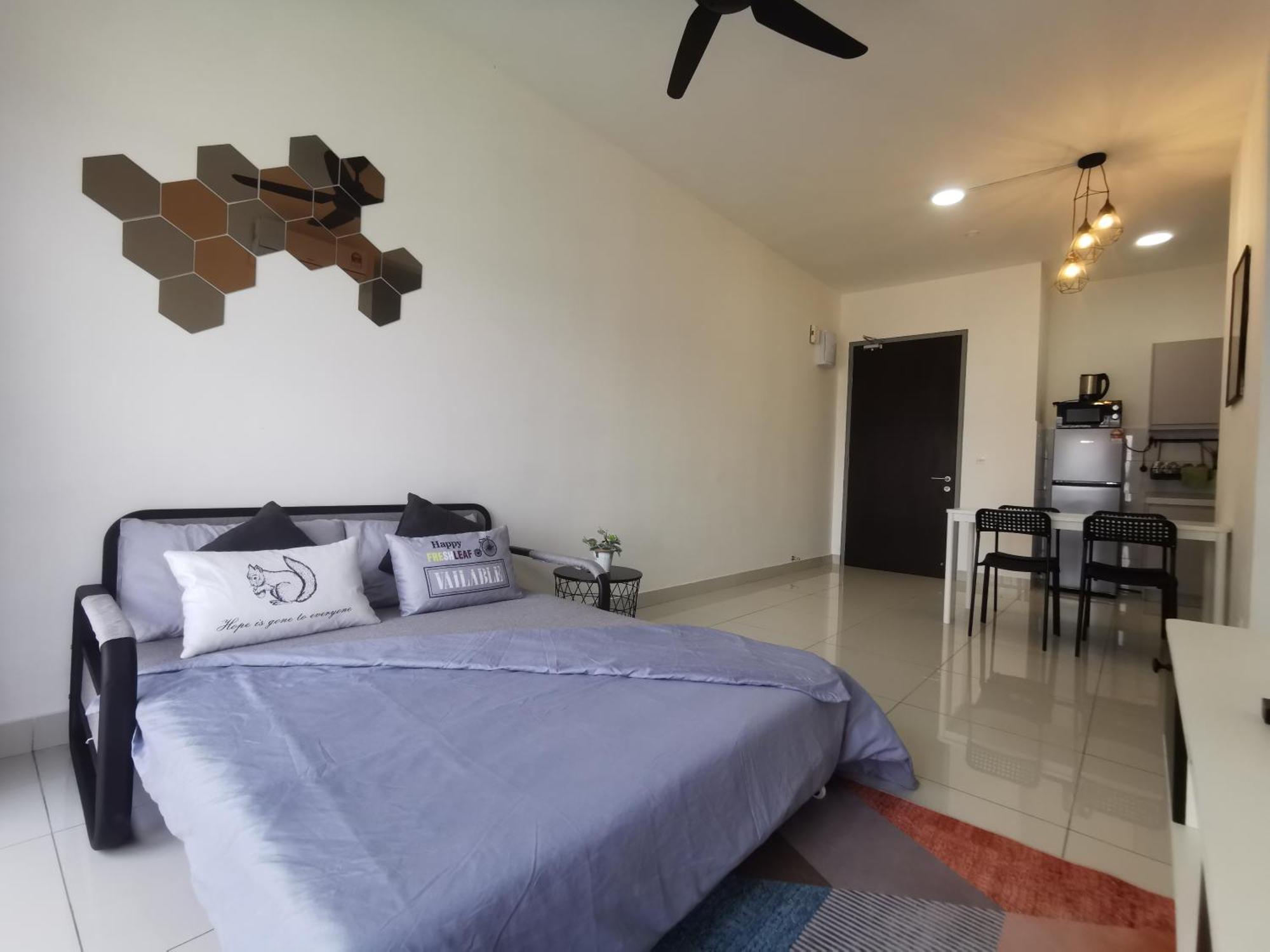 Traders Garden Apartment Черас Екстериор снимка
